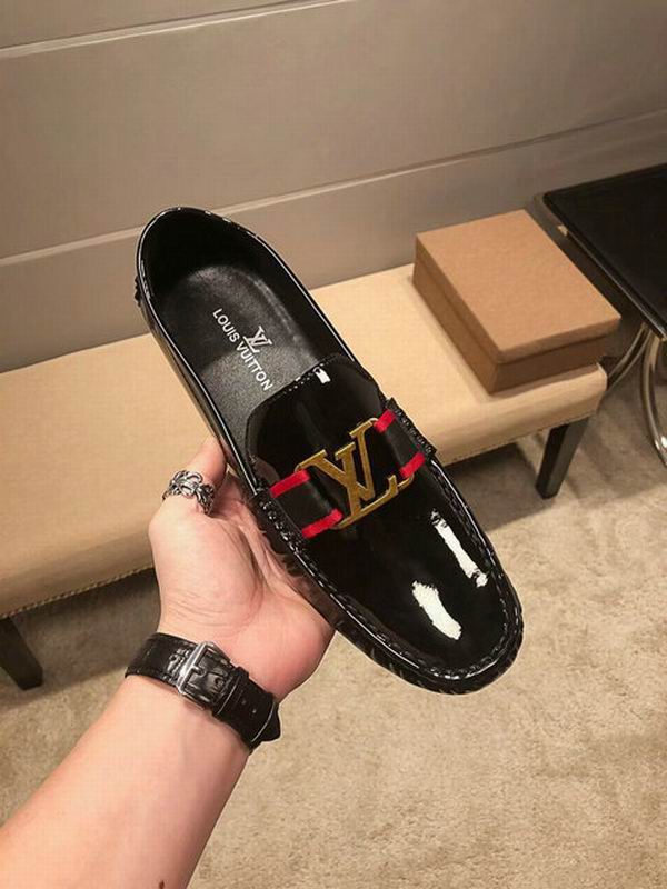 Louis Vuitton casual shoes men-LV001